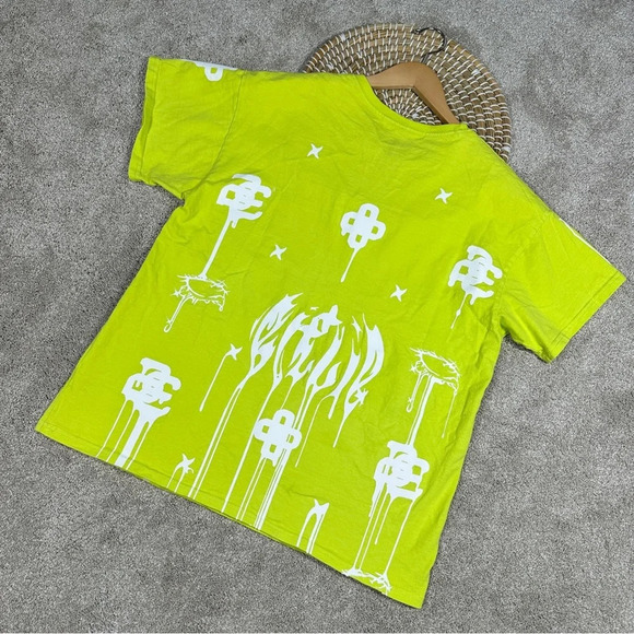 Urban Outfitters Billie Eilish Exclusive Allover Print Tee Baggy Neon Green L - Picture 7 of 16